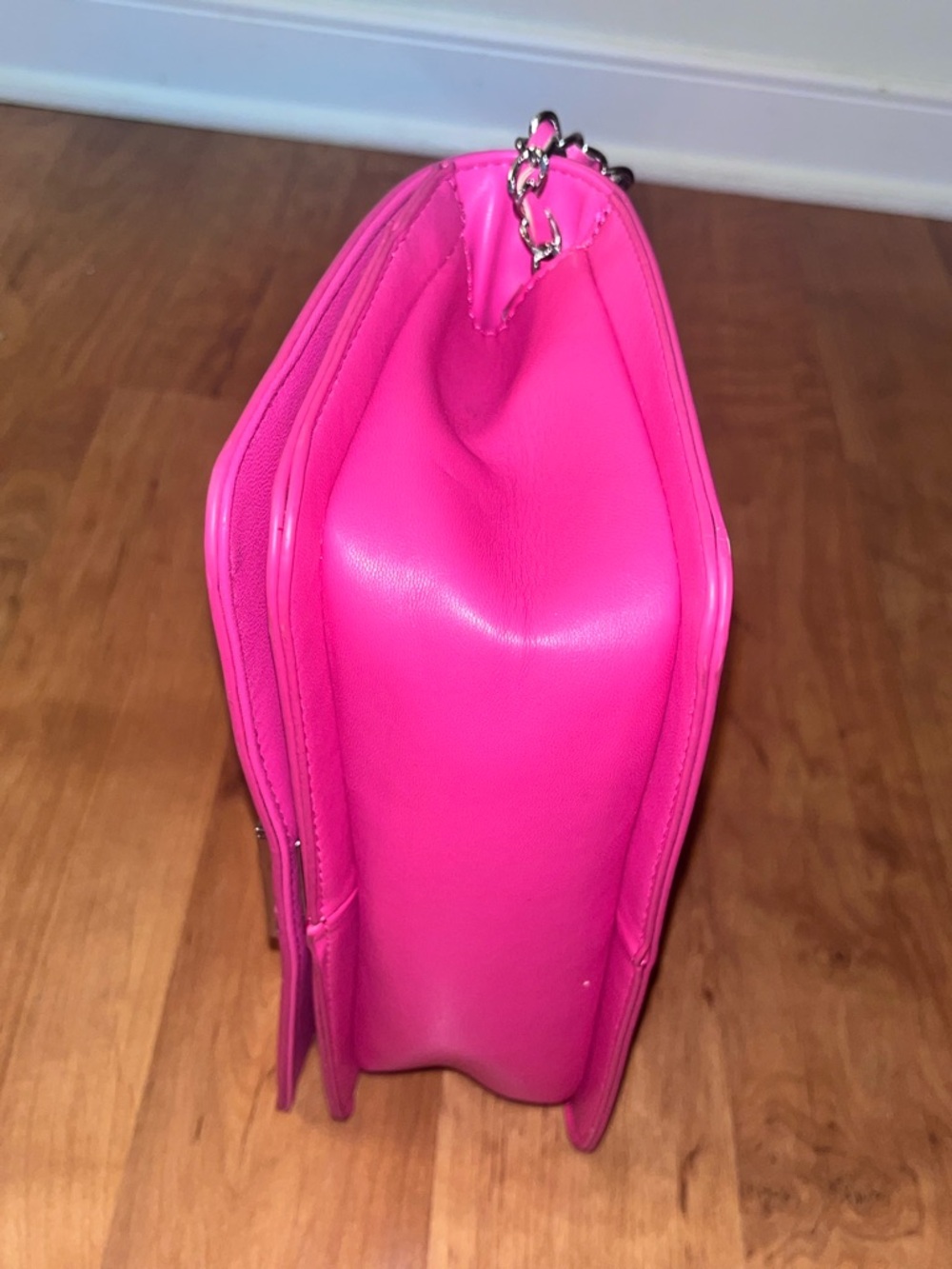 Badgley Mischka Hot Pink Quilted Chain Shoulder Bag - Picture 4 of 11